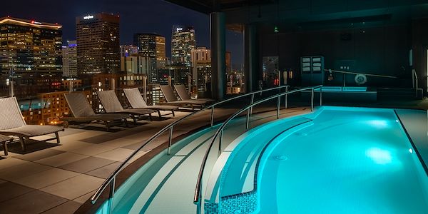 McGregor Square - Residences - Pool